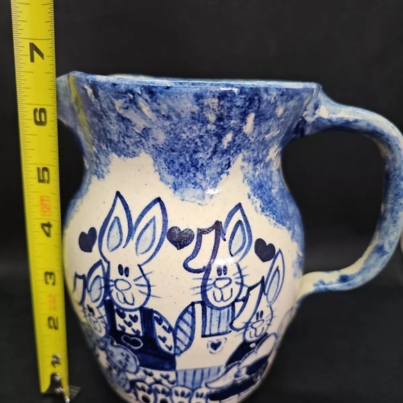 Vtg Spongeware Pottery Bunny Pitcher Signed CMP Pottery Spring Decor - Picture 6 of 8